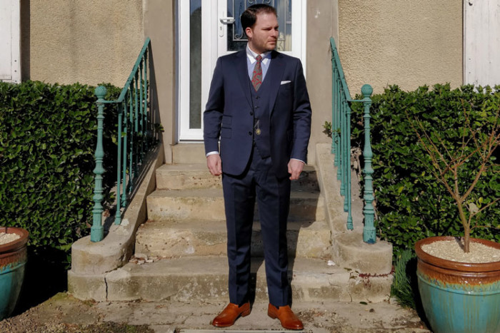 How To Pair Navy Blue Trousers With Different Shoes | Bespoke Unit