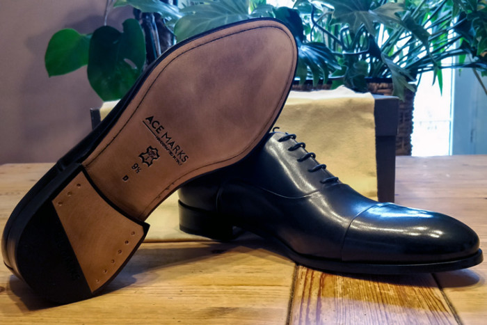 10 Best Walking Shoes for Men in 2026, Tested by Experts