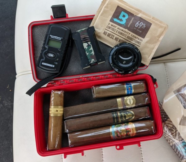 Top Cigar Golf Accessories Useful Cigar Tools You Need While Playing Golf