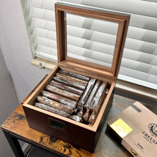 Review Of Case Elegance Humidors Bespoke Unit